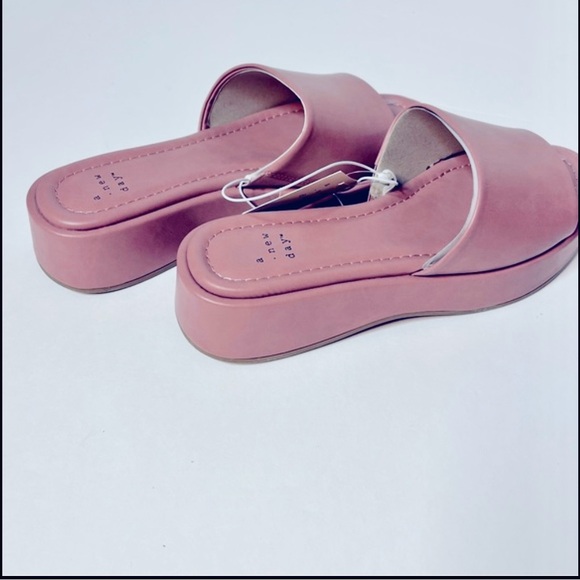 A New Day Women’s Pink Carlita Wedge Slip On Platform Slide Sandals NEW! - Picture 5 of 7